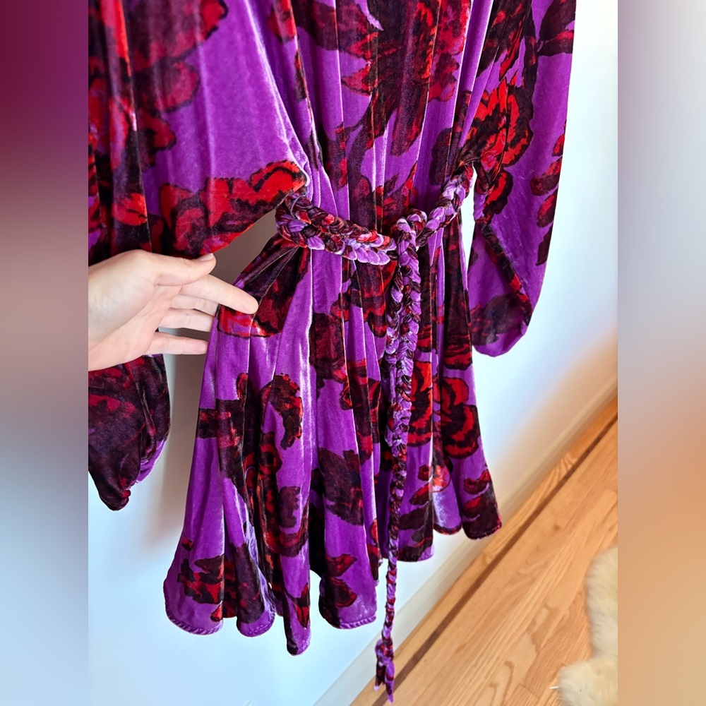 Rhode Ella Mini Dress in Purple Floral Velvet XS - Picture 3 of 7